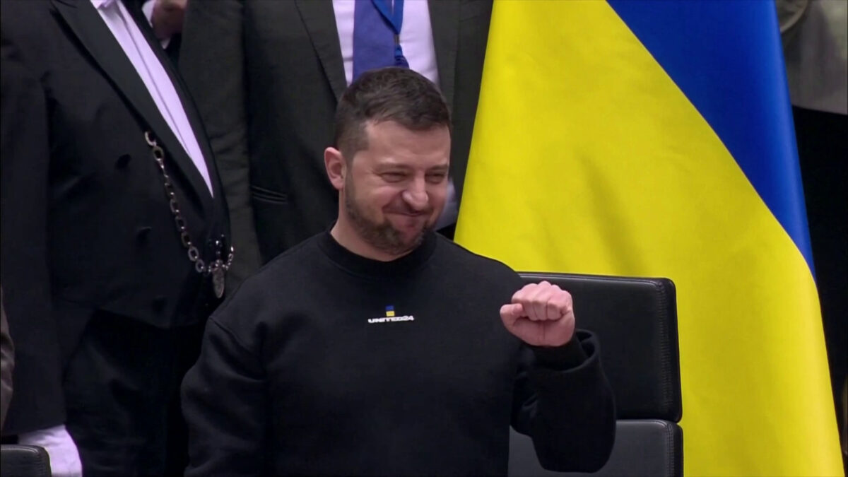 https://audioroundtable.com/images/Zelensky_fistpump.jpg